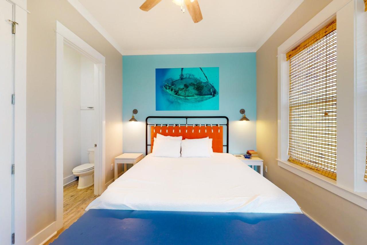 East Side Cottages #C- Shipwreck Cottage ガルフ・ショアーズ エクステリア 写真